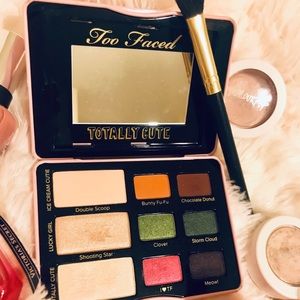 Too Faced Totally Cute Eyeshadow Palette 💕✨